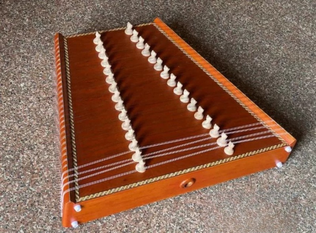 인도에서 수입된 인도식 돌시머, 산투르, 밴조 산투르, - Musical Instrument Of India 리뷰 및 가격